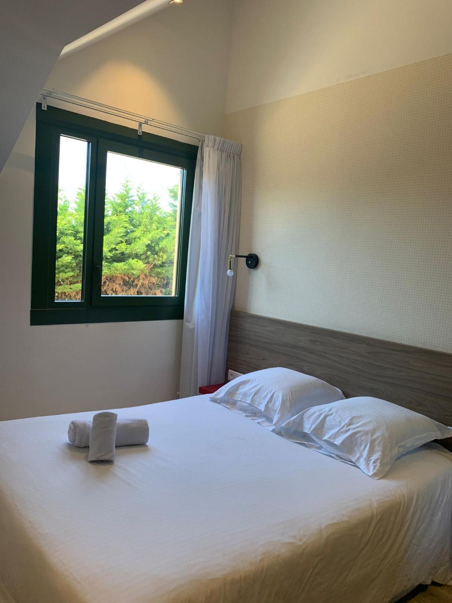 Logis Domaine Du Moulin Cavier Hotell Avrillé Eksteriør bilde