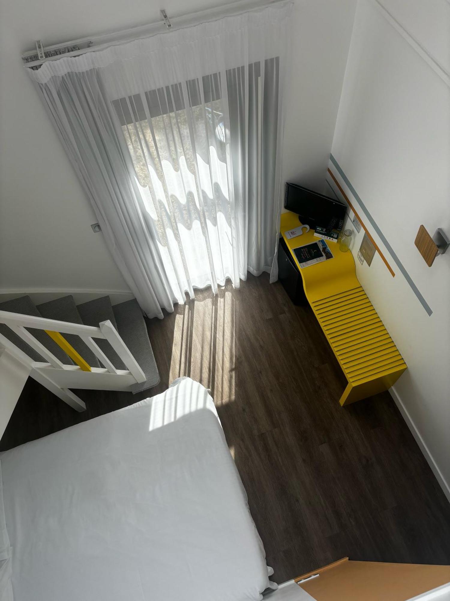 Logis Domaine Du Moulin Cavier Hotell Avrillé Eksteriør bilde