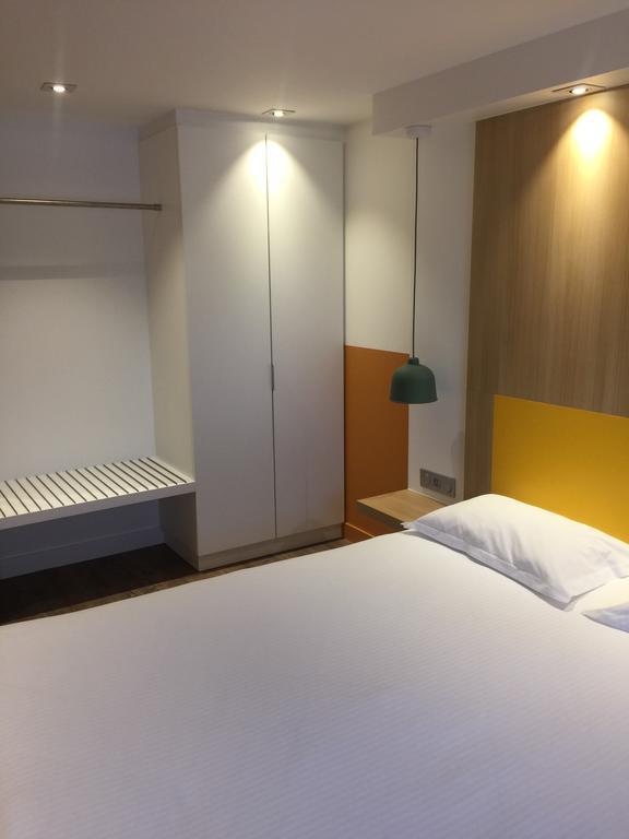Logis Domaine Du Moulin Cavier Hotell Avrillé Eksteriør bilde
