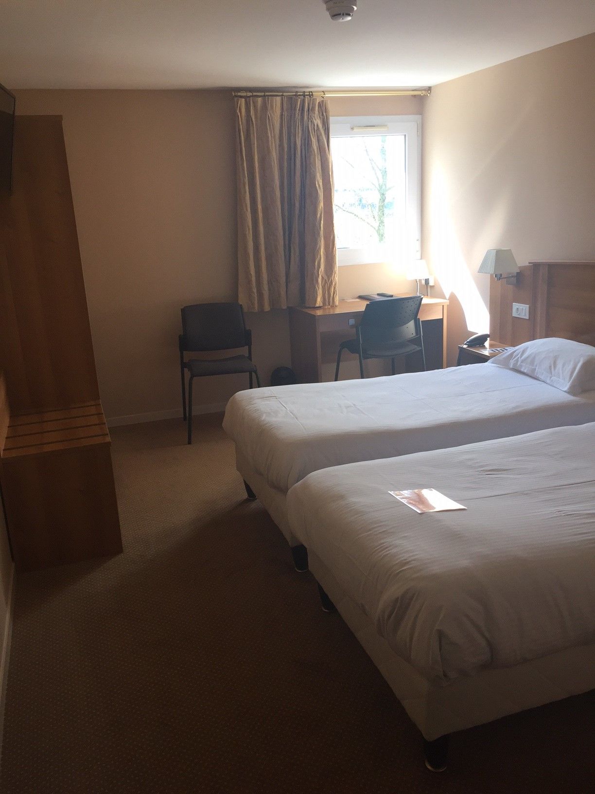 Logis Domaine Du Moulin Cavier Hotell Avrillé Eksteriør bilde